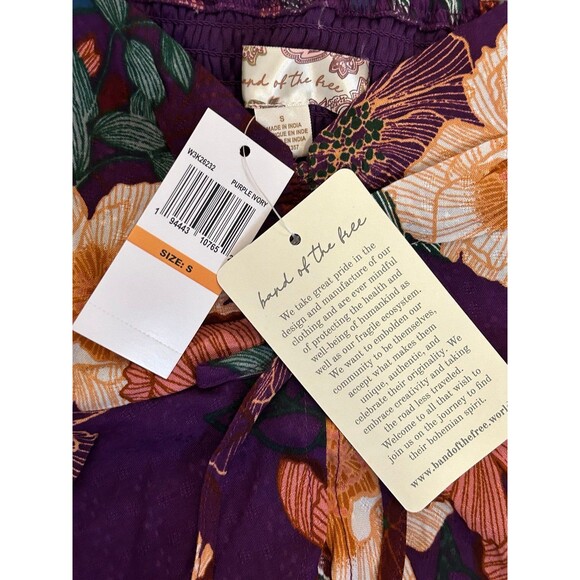 NWT small Floriane floral ruched crop top - Picture 5 of 5